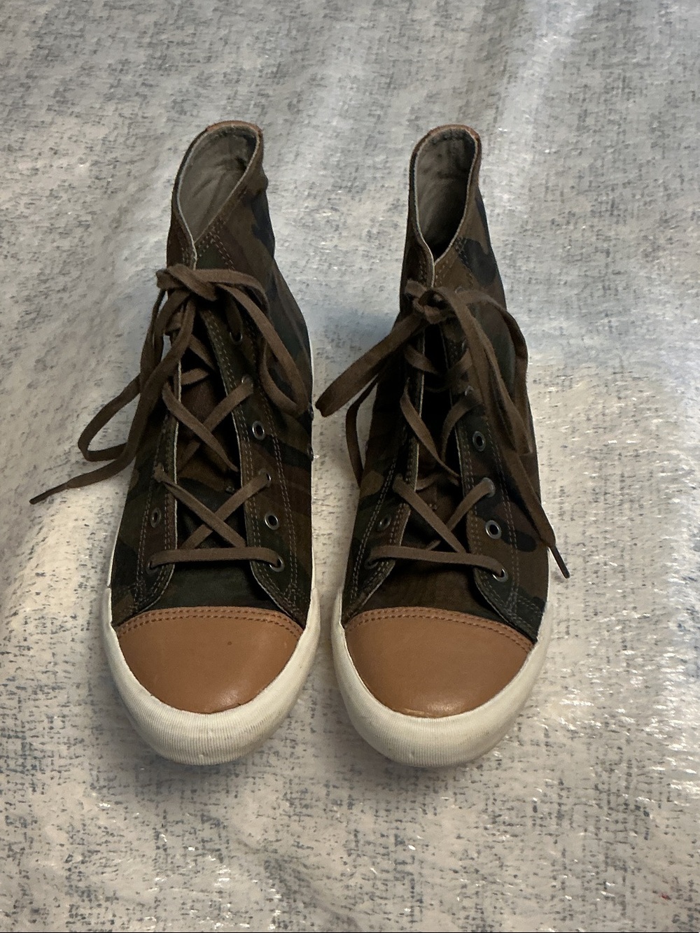 SeaVees Men's High-Top Camo Athletic Sneakers in Brown & Tan